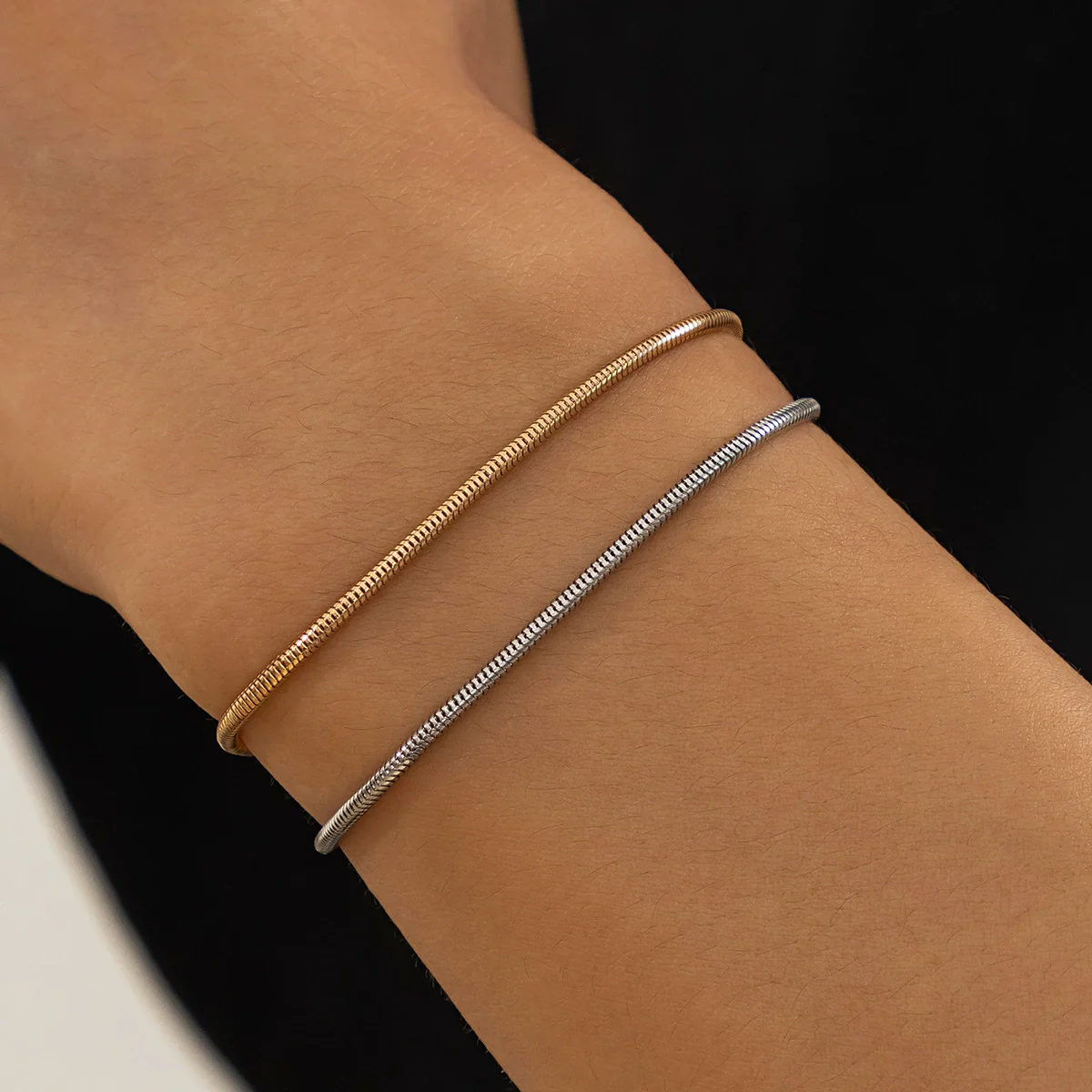 Wholesale Men's Hip Hop Style Double Layer Snake Bone Chain Bracelet Copper Electroplated - Image 2