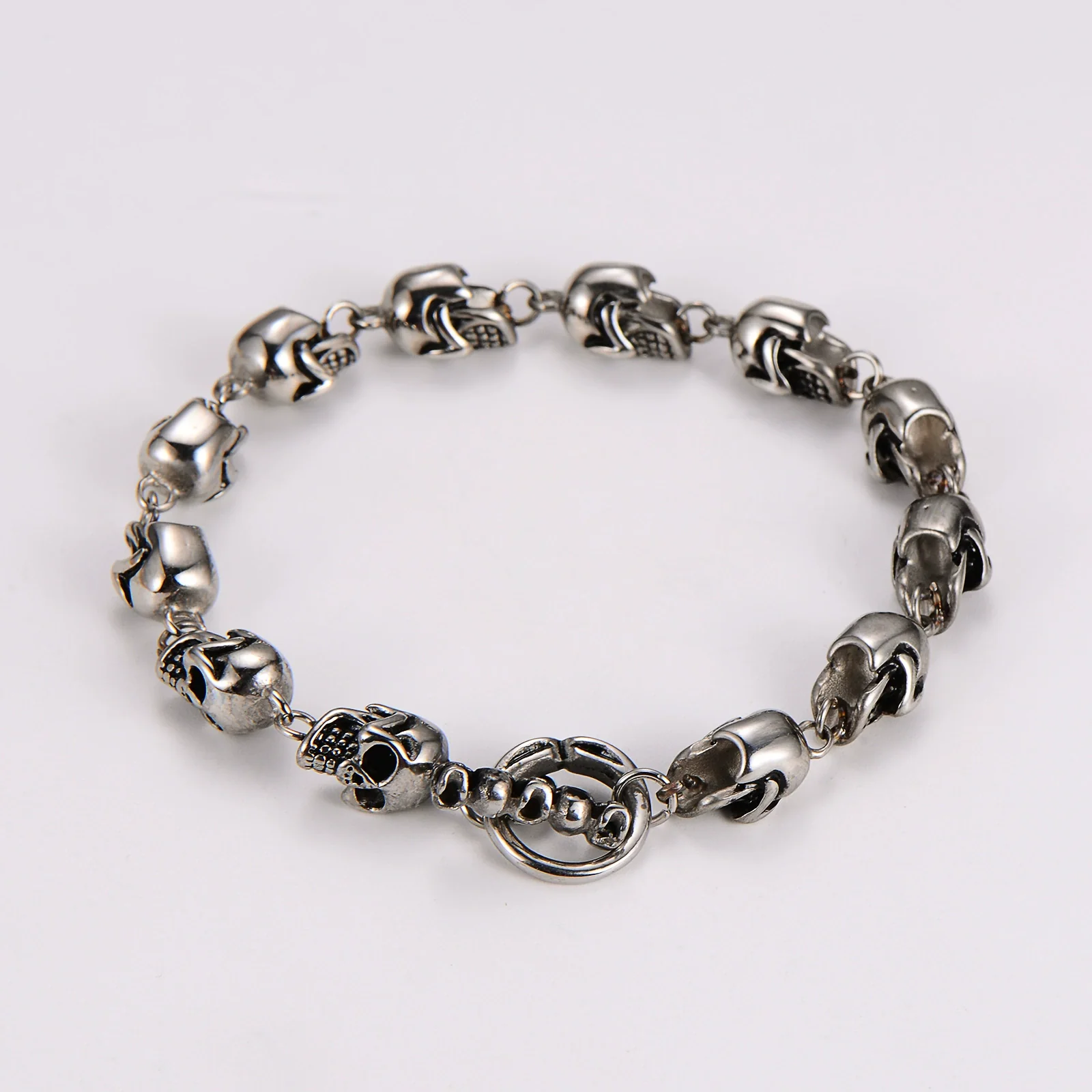 Wholesale Men's Punk Geometric Stainless Steel Electroplated Skull Head Bracelet - Image 6