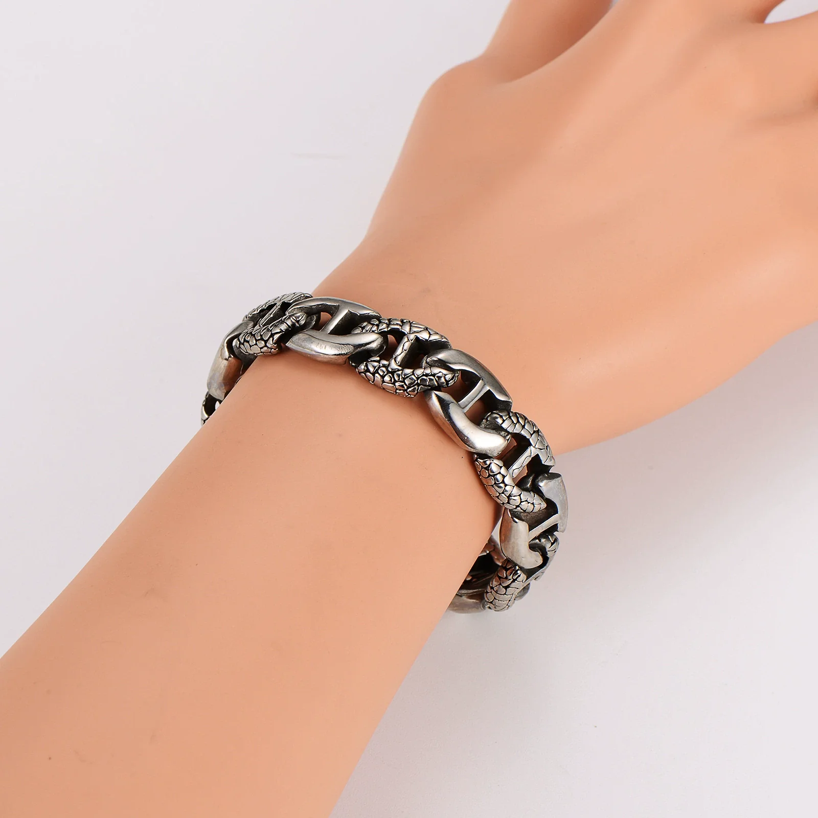 Wholesale Men's Simple Geometric Pattern Electroplated Stainless Steel Bracelet - Image 5