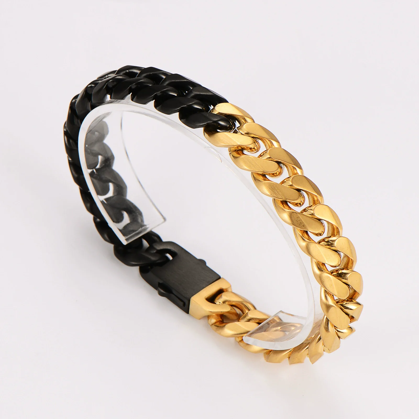 Wholesale Men's Simple Geometric Stainless Steel Electroplated Cuban Chain Bracelet - Image 6
