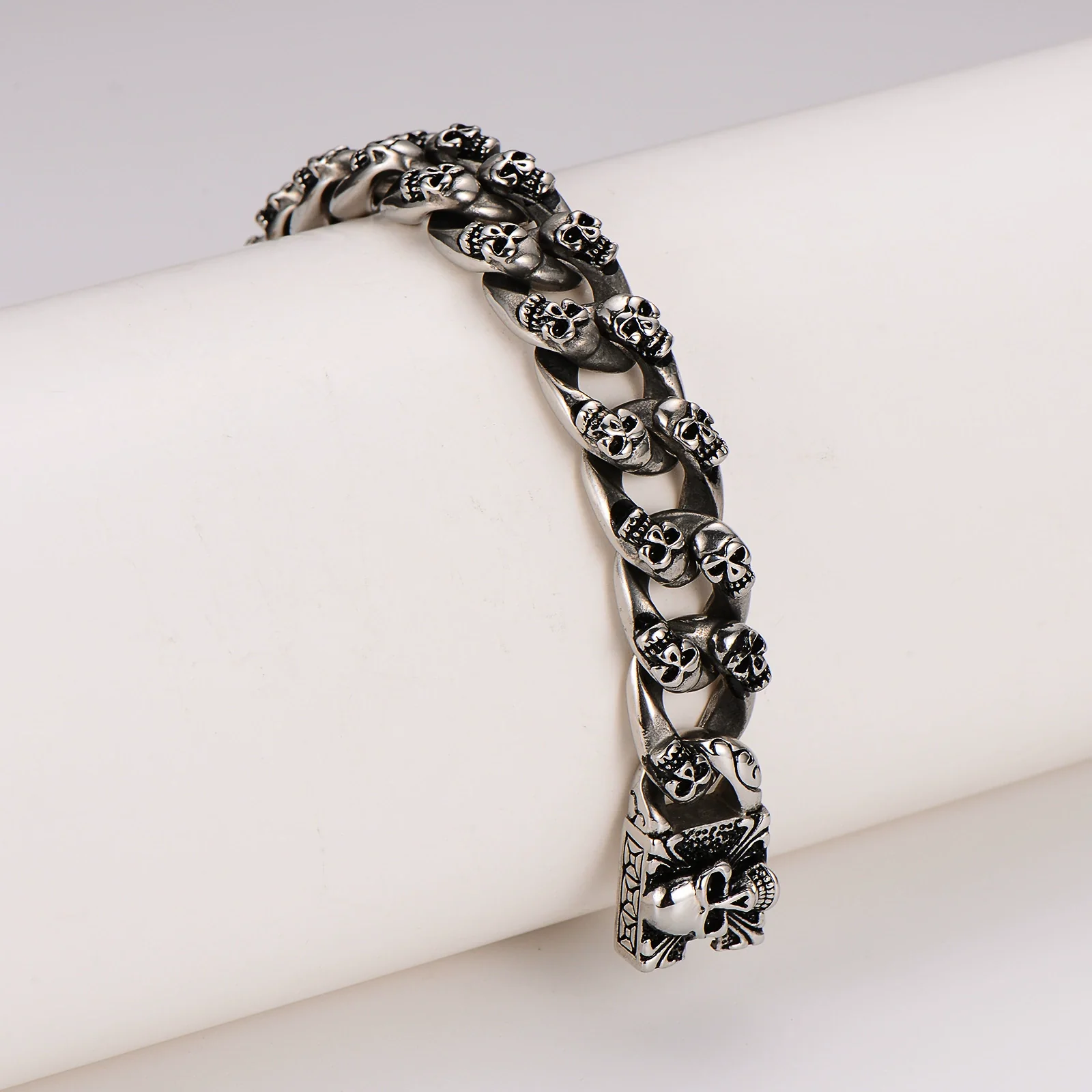 Wholesale Men's Simple Geometric Stainless Steel Electroplated Double Row Skull Bracelet - Image 3