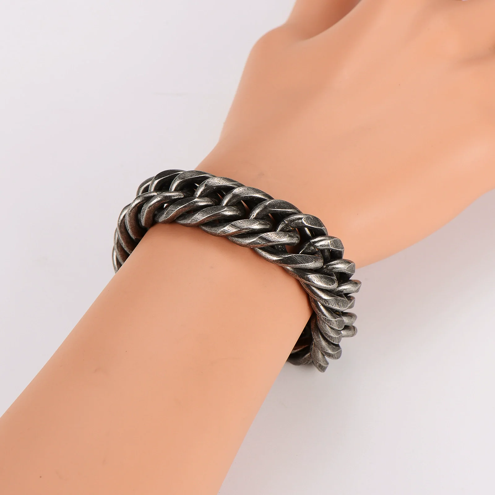 Wholesale Men's Stainless Steel Electroplated Rhombus Simple Geometric Jewelry - Image 5