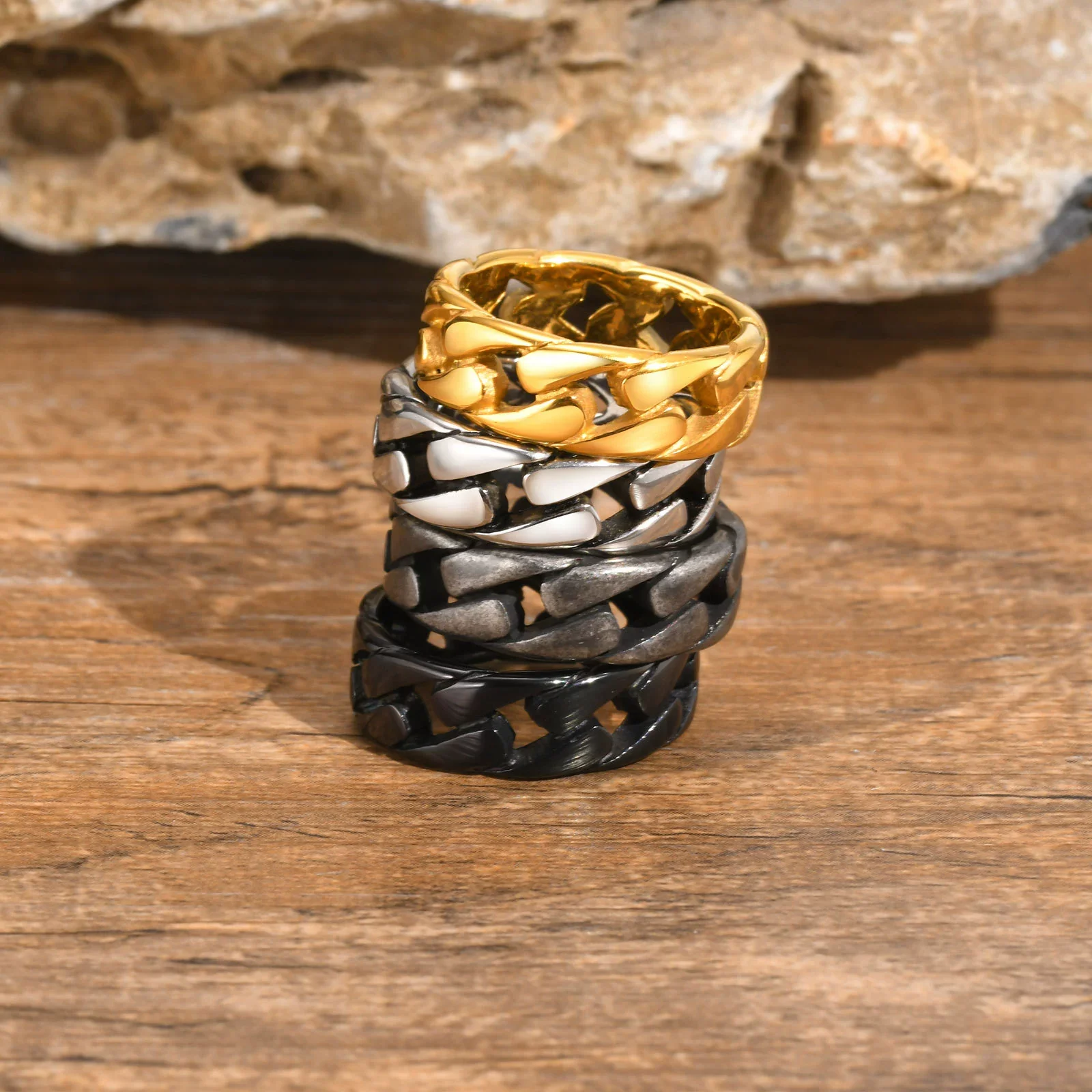 Wholesale Men's Titanium Steel Geometric Chain Ring Jewelry With Electroplating