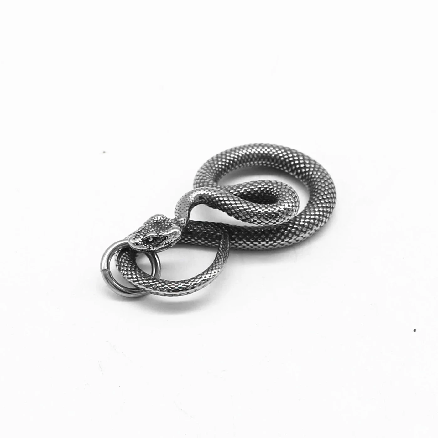Wholesale Men's Zodiac Snake Pendant Necklace With Geometric Pattern Titanium Steel And Pearl Chain Dripping Oil Treatment - Image 5