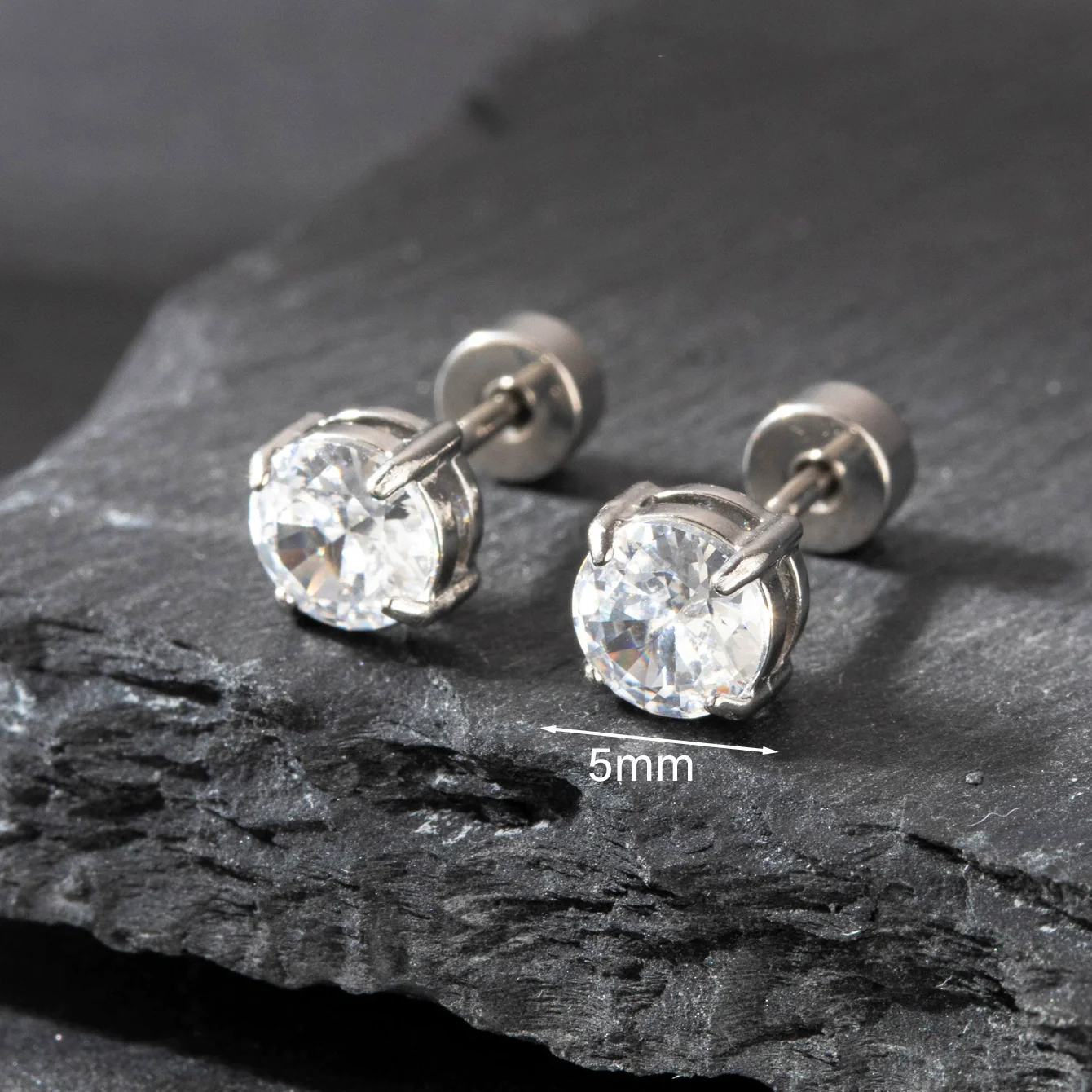 Wholesale Metal Ear Nail With Geometric Design And Electroplating Treatment For Women - Image 11