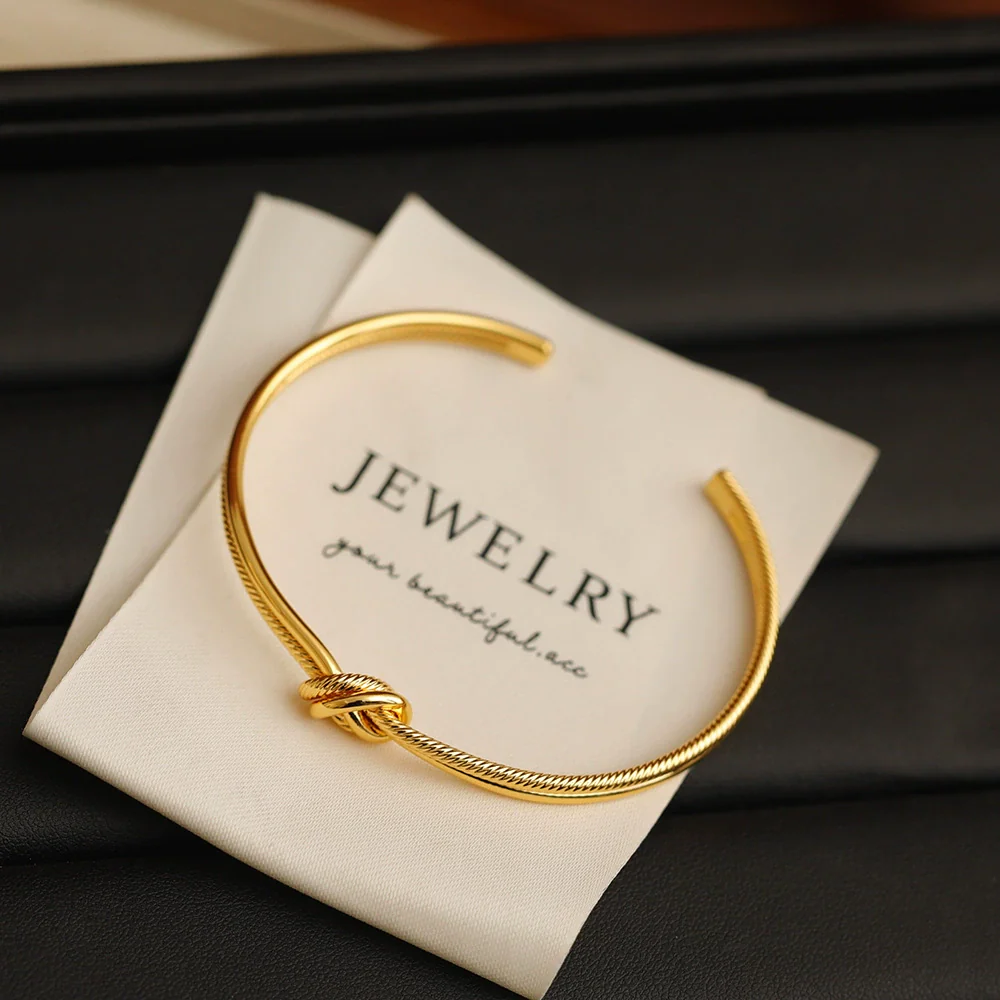 Wholesale Metal Geometric Goldplated Doublelayer Knotted Open Bracelet For Women - Image 4