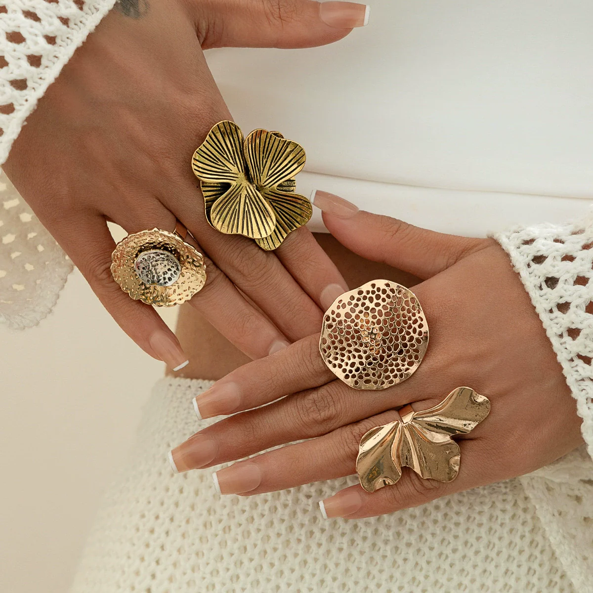 Wholesale Metal Geometric Leaf Retro Style Ring With Electroplating - Image 3