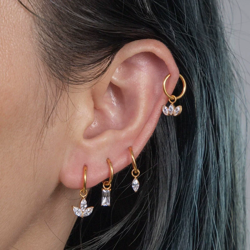 Wholesale Metal Heart Pattern Titanium Ear Buckle Zircon Pendant Earrings For Women Electroplated - Image 4