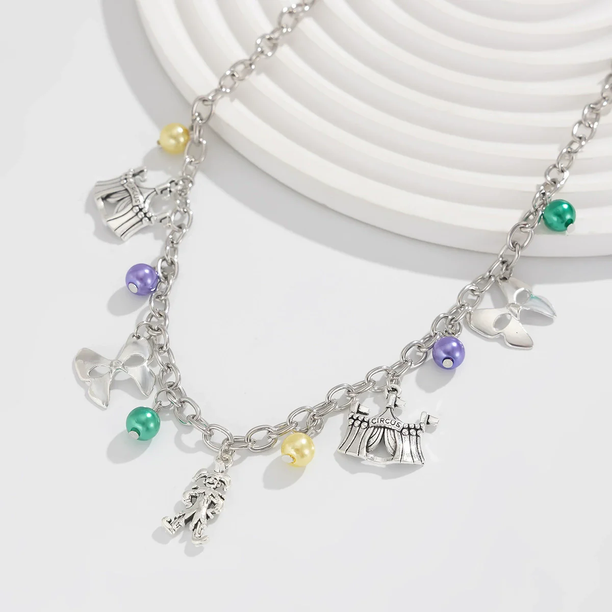 Wholesale Metal Oil Drop Geometric Pendant Necklace With Imitation Pearl Chain For Women Electroplated Alloy Pendant - Image 4