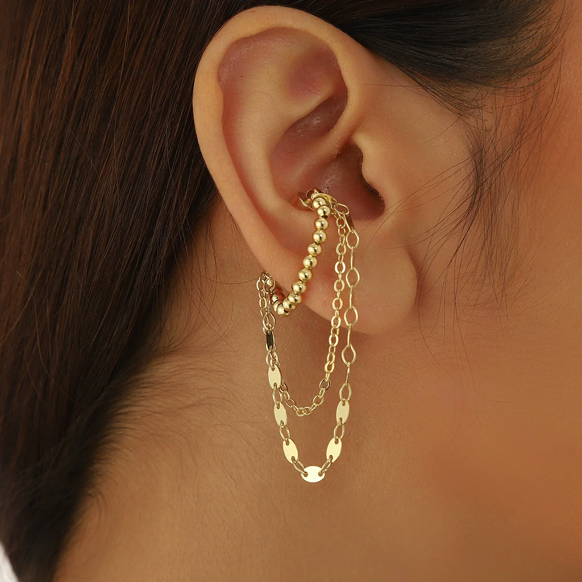 Wholesale Metal Ushaped Retro Style Magnet Pearl Tassel Electroplated Ear Clip For Women - Image 2