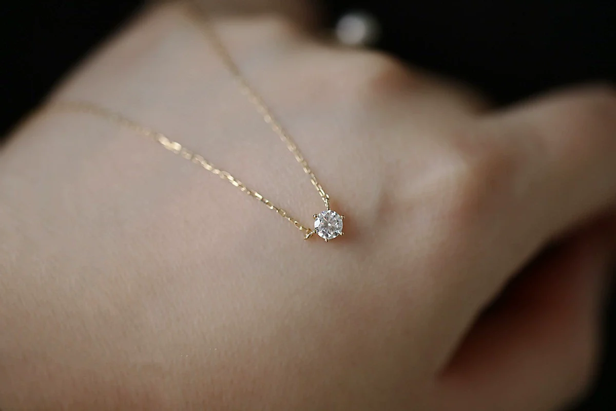 Wholesale Minimalist Geometric Copper Inlaid Single Diamond Clavicle Necklace For Women - Image 6