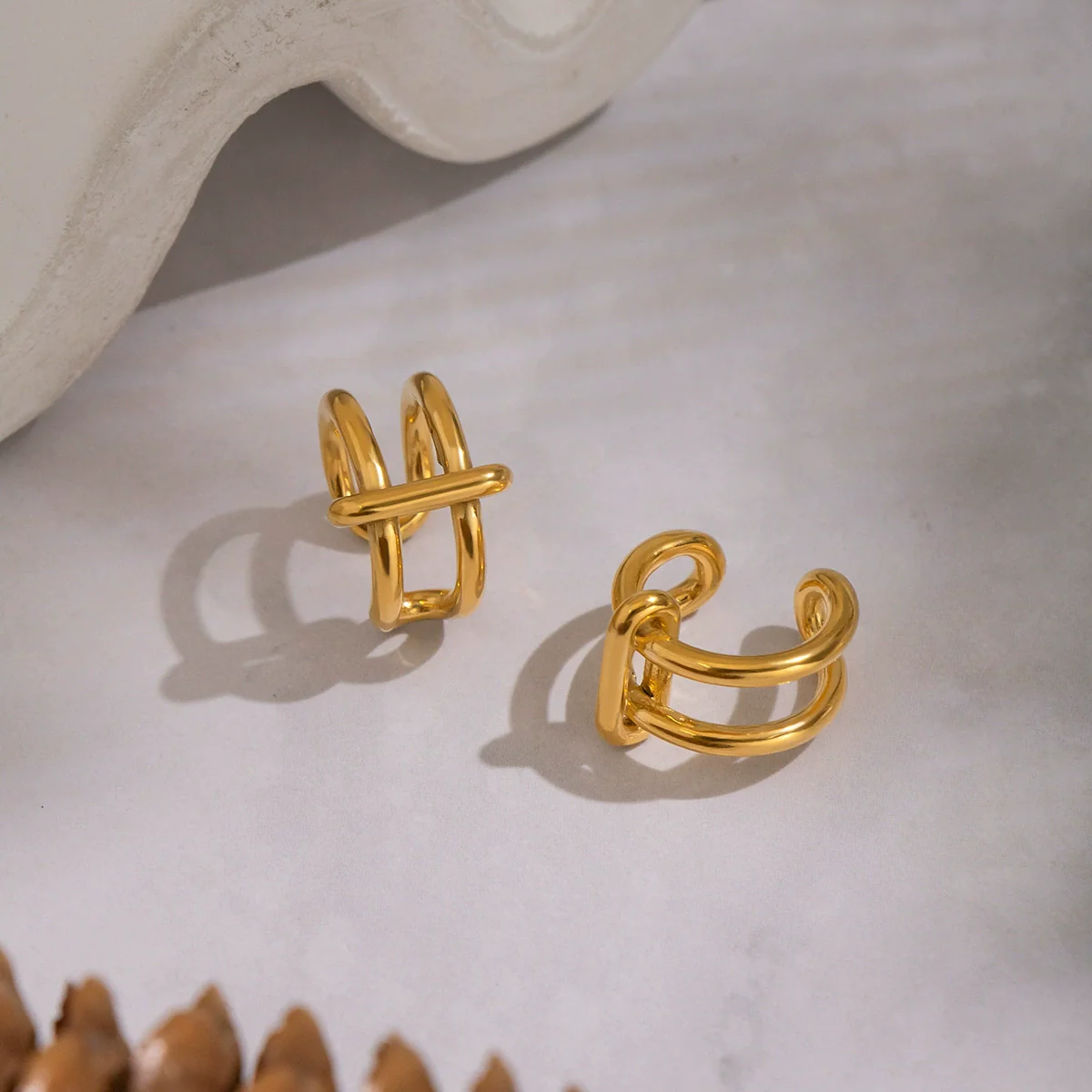 Wholesale Minimalist Geometric Cshaped Stainless Steel Real Gold Plated Ear Clips Jewelry For Women - Image 3