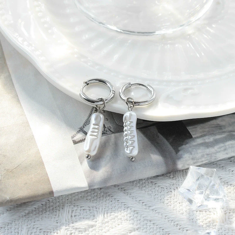 Wholesale Minimalist Geometric Stainless Steel Pearl Earrings With Electroplating Design - Image 7