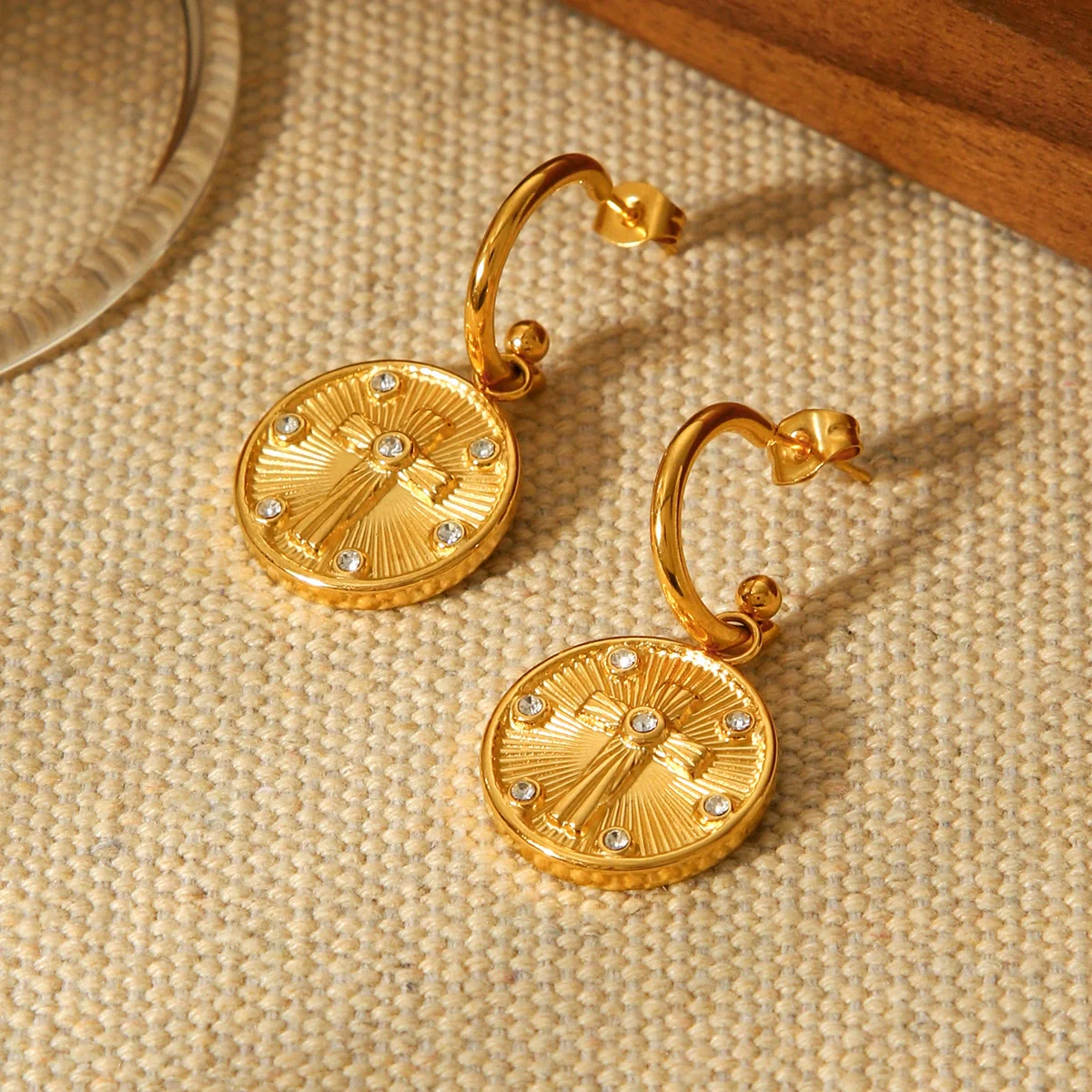 Wholesale Minimalist Geometric Star Shape Diamond Stainless Steel Earrings For Women - Image 4