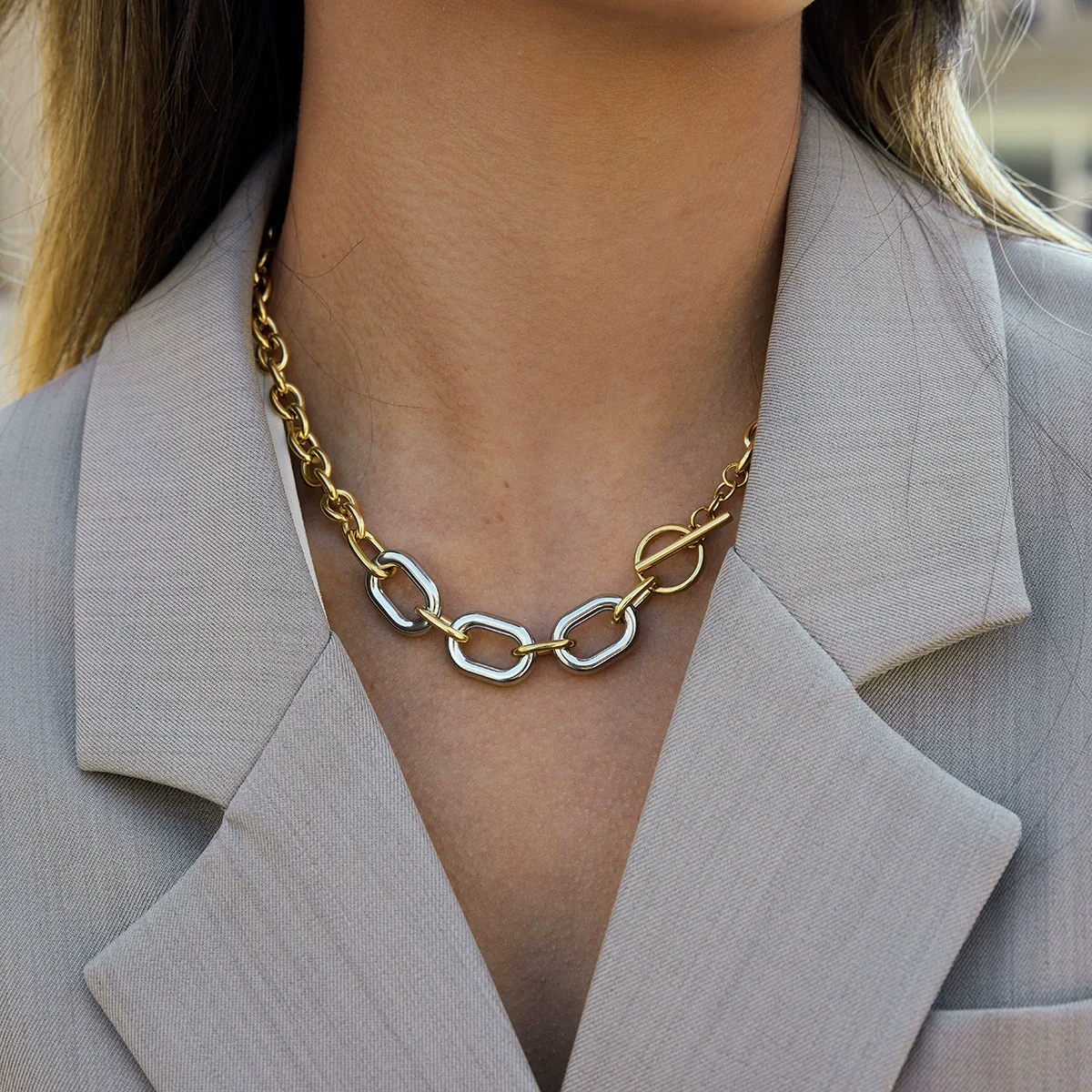 Wholesale Minimalist Light Luxury Geometric Stainless Steel Electroplated Necklace For Women - Image 3