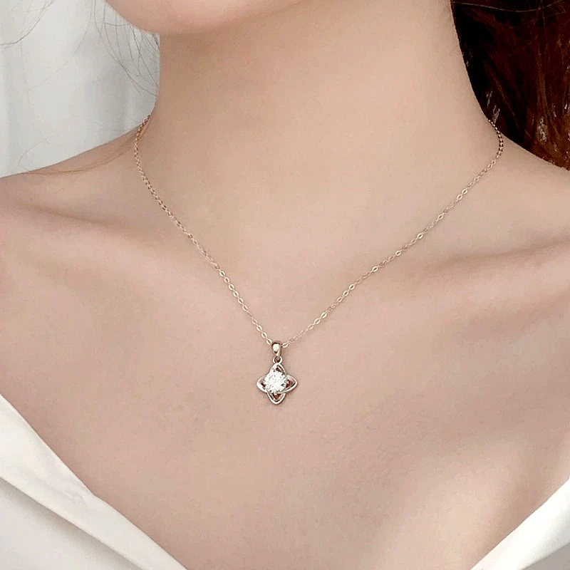 Wholesale Moissanite Four Leaf Clover Sterling Silver 925 Pendant Necklace For Women Electroplated Jewelry - Image 3