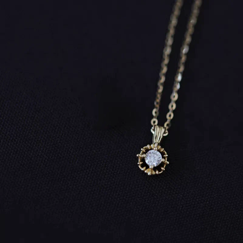 Wholesale Necklace 225 Silver Goldplated Geometric Cut Out Square Set With Zirconia O Word Chain For Women