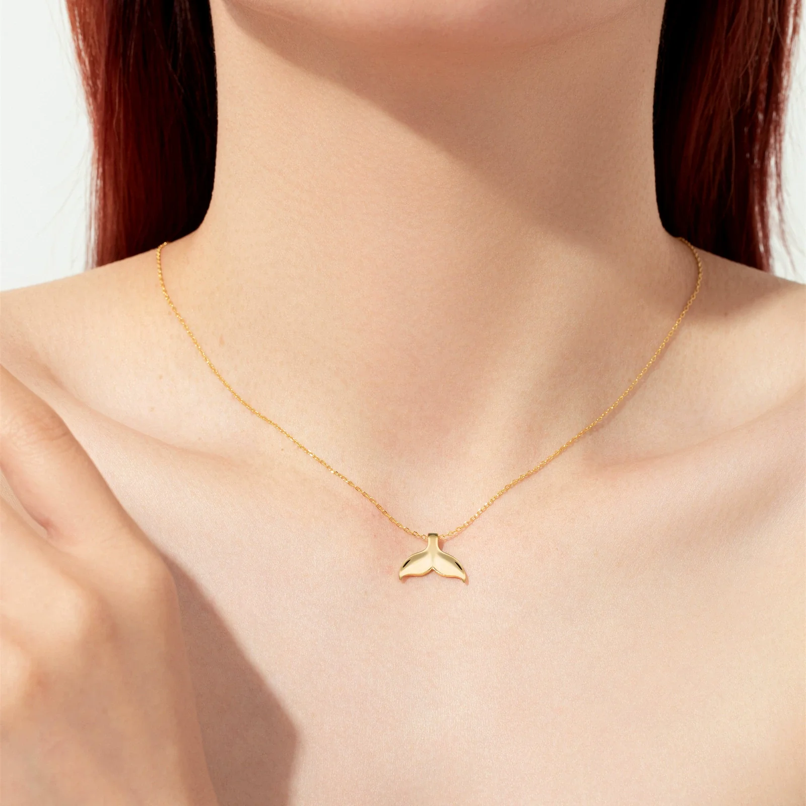 Wholesale Necklace 925 Sterling Silver Geometric Fishtail Design Platinum 18K Gold Plated Diamond Pendant - Image 2