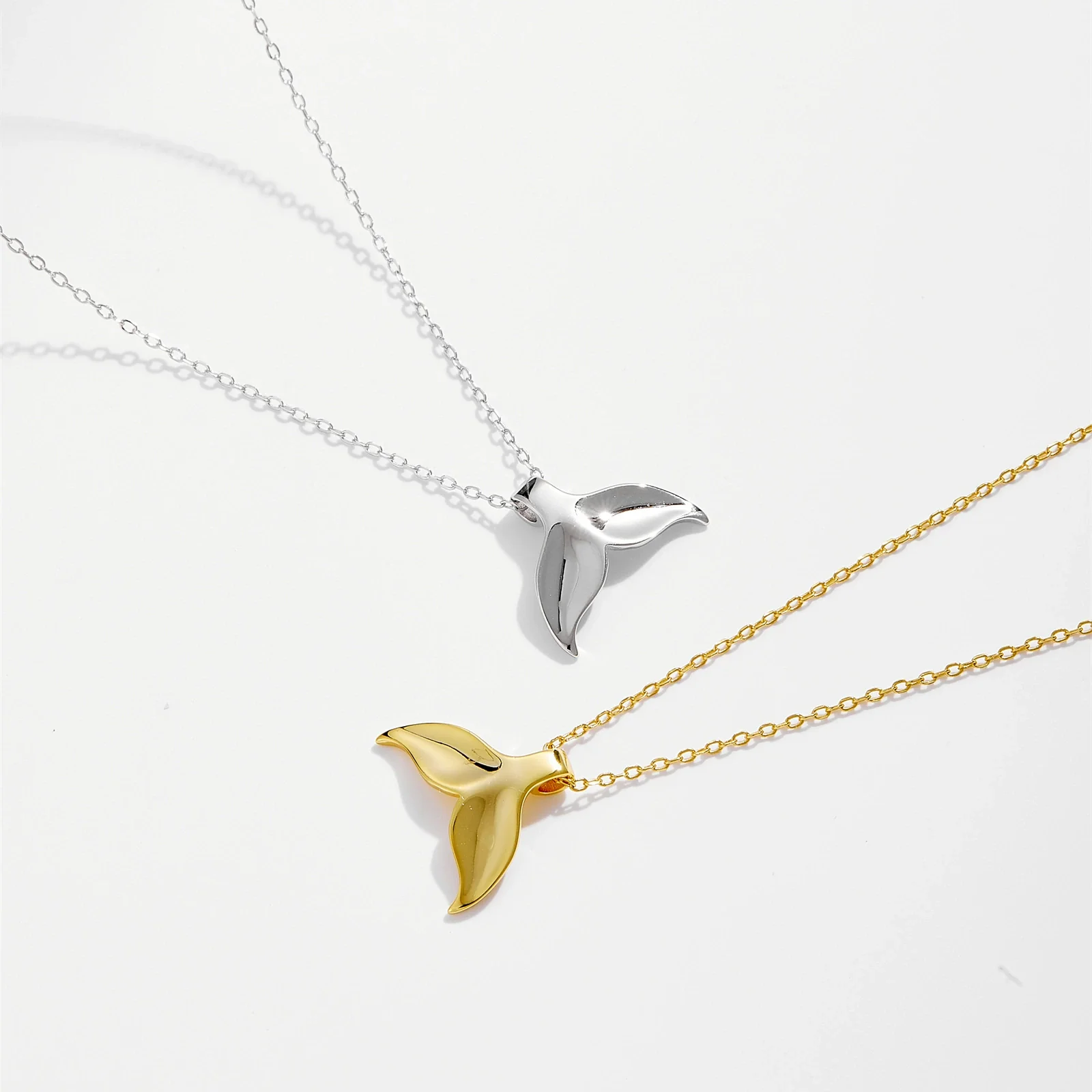 Wholesale Necklace 925 Sterling Silver Geometric Fishtail Design Platinum 18K Gold Plated Diamond Pendant - Image 3