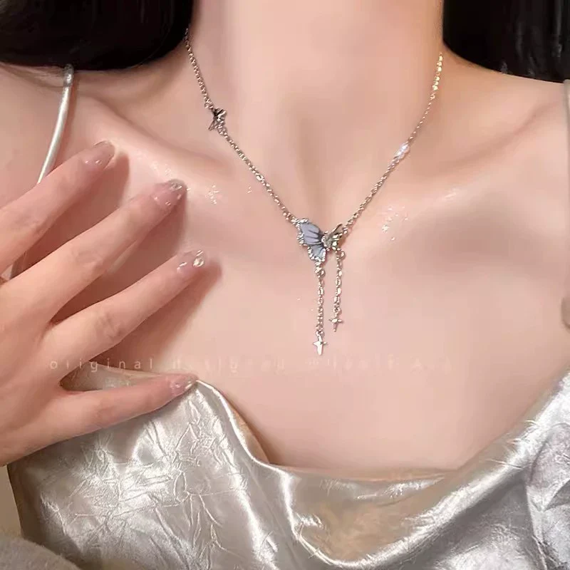 Wholesale Necklace Alloy Titanium Steel Insects Style Electroplated Women's Clavicle Chain - Image 3