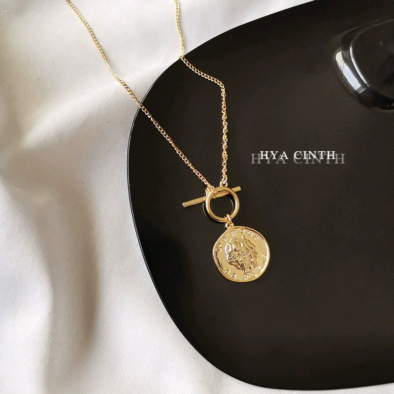 Wholesale Necklace Copper Alloy Geometric Design Electroplated Box Chain Retro Portrait Coin Style - Image 6