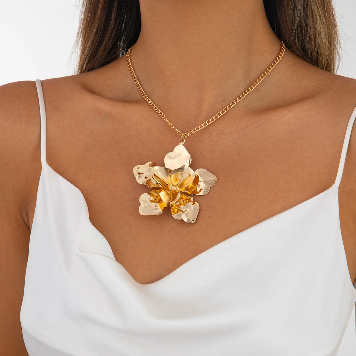 Wholesale Necklace Iron Dripping Oil Flower Exaggerated Electroplating Women's - Image 6