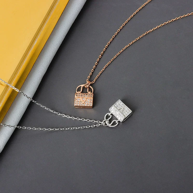 Wholesale Necklace S925 Sterling Silver Geometric Electroplating Women's Letter Clavicle Chain