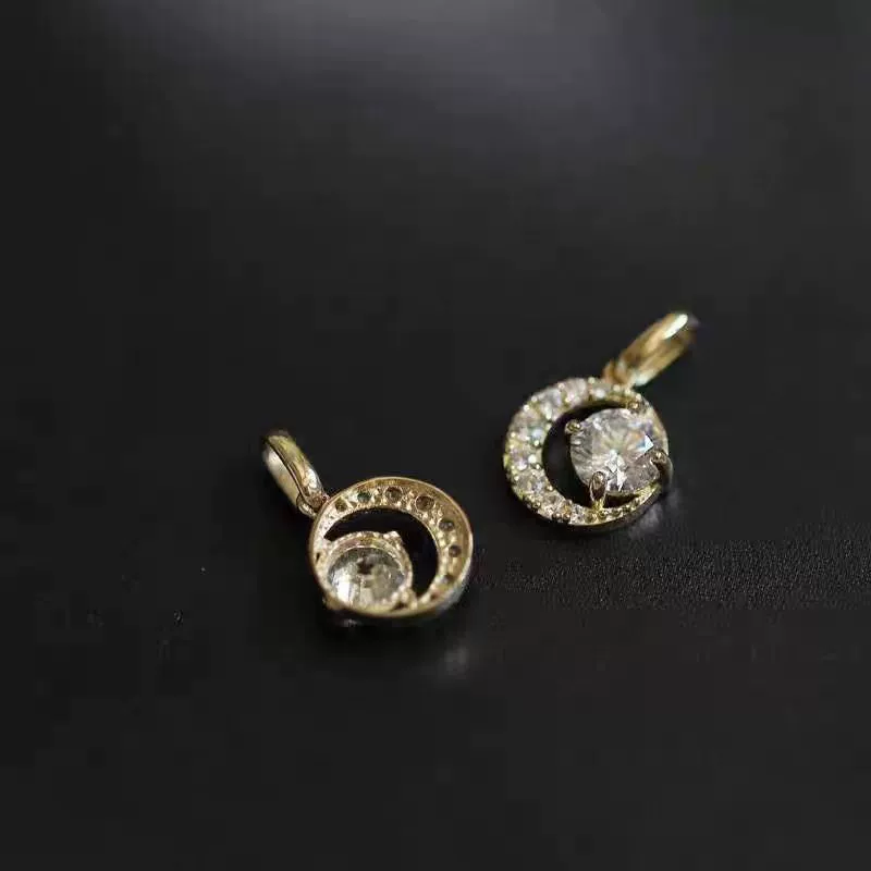 Wholesale Necklace S925 Sterling Silver Round Pendant With Star Geometric Pattern And Diamond Design For Women - Image 4