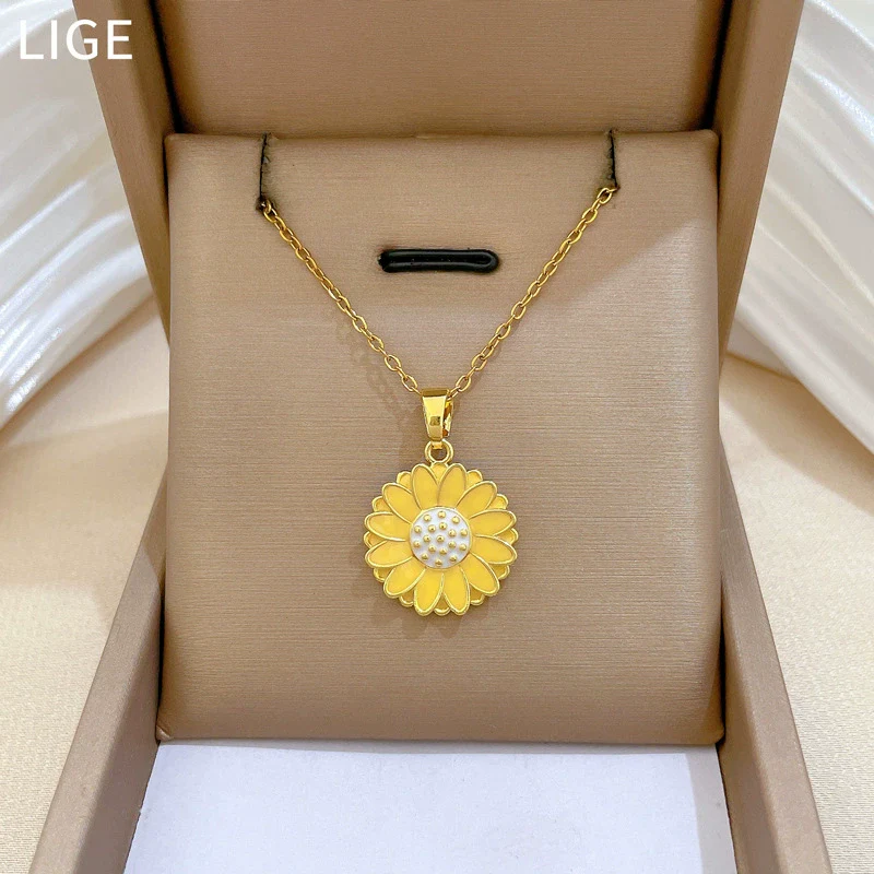 Wholesale Necklace Stainless Steel Copper Geometric Daisy Style