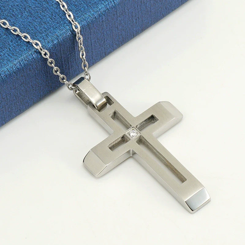 Wholesale Necklace 316L Stainless Steel Geometric Cross Electroplated 18K Gold For Women - Image 2