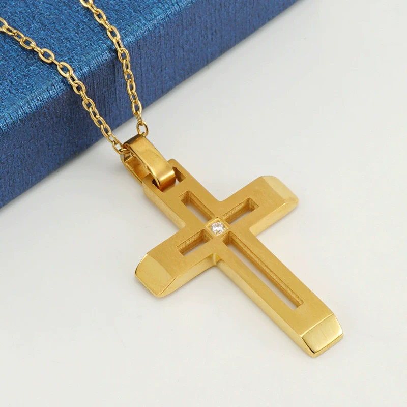 Wholesale Necklace 316L Stainless Steel Geometric Cross Electroplated 18K Gold For Women - Image 3
