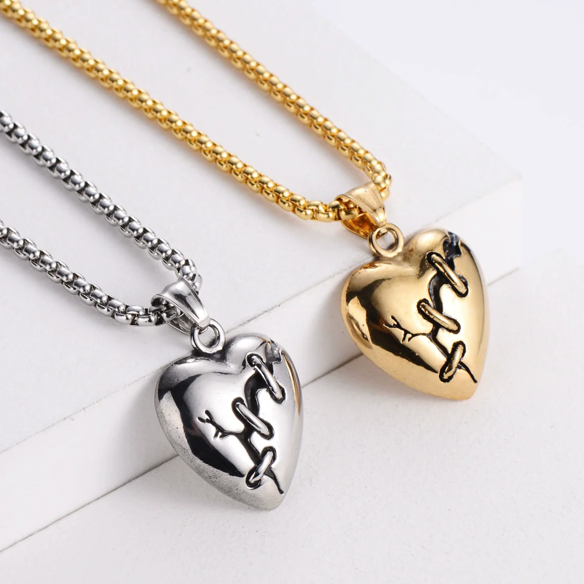 Wholesale Necklace Stainless Steel Retro Heartshaped Threedimensional Casting Electroplating Punk Hiphop Pendant - Image 5
