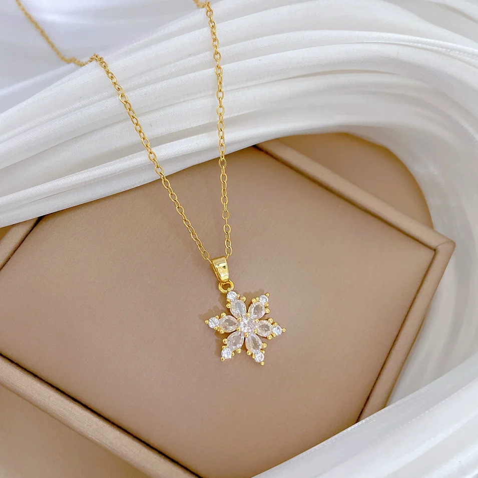 Wholesale Necklace Titanium Steel Copper Ice Flower Snowflake Full Diamond Geometric Cartoon Natural Style - Image 3