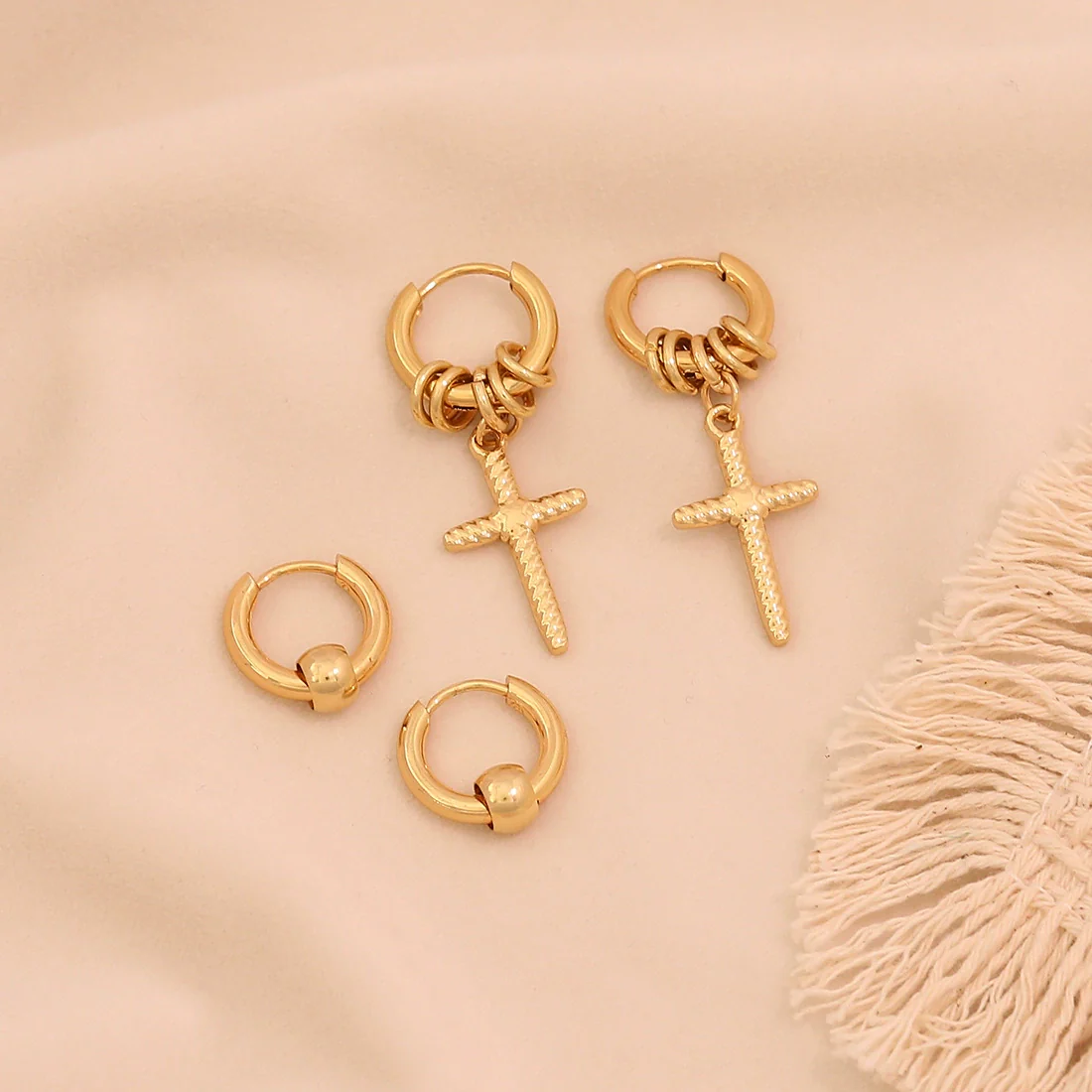 Wholesale Neutral Style Vacuum Plated Cross Titanium Steel And Stainless Steel Earrings For Women - Image 3