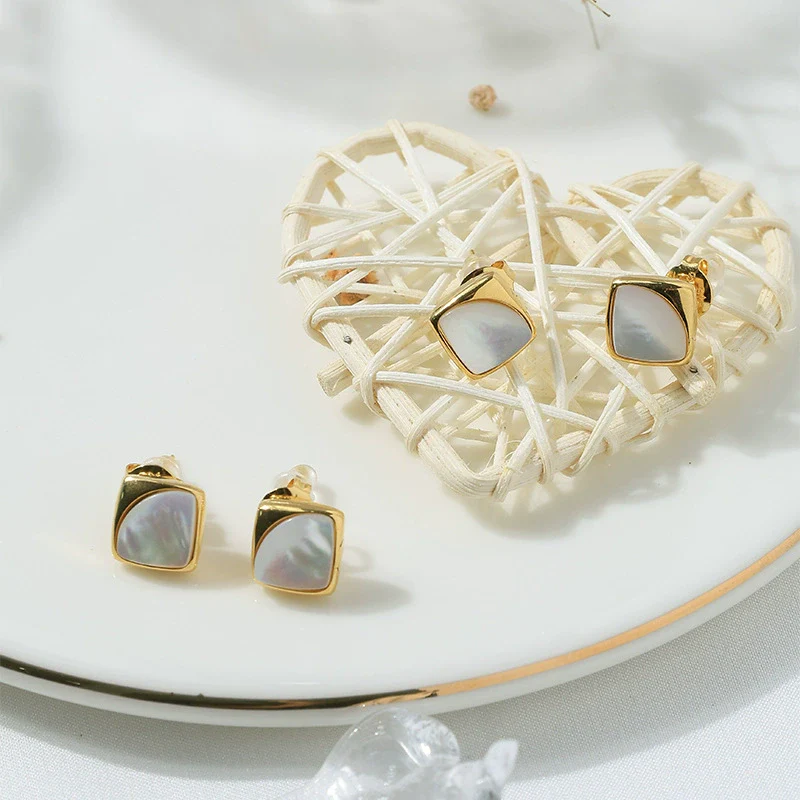 Wholesale Niche Highgrade Stainless Steel Fanshaped Geometric Inlaid Earrings For Women - Image 2
