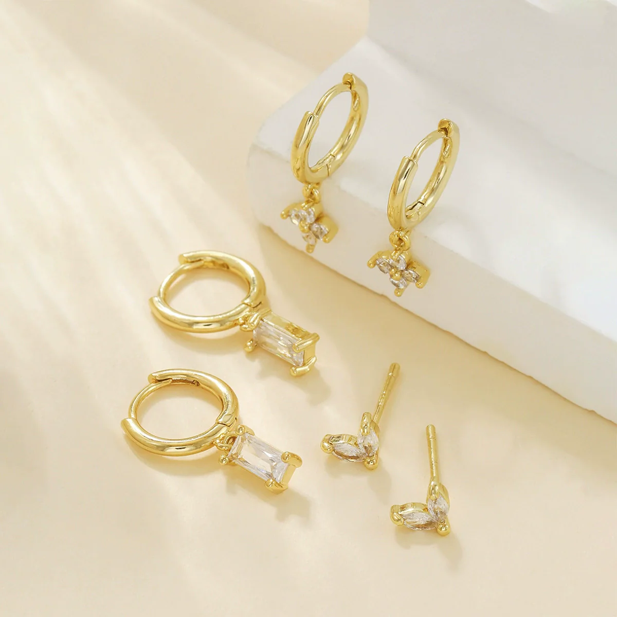 Wholesale Niche Style Copper Earrings With Geometric And Leaf Pattern And Zirconia Design For Women - Image 3