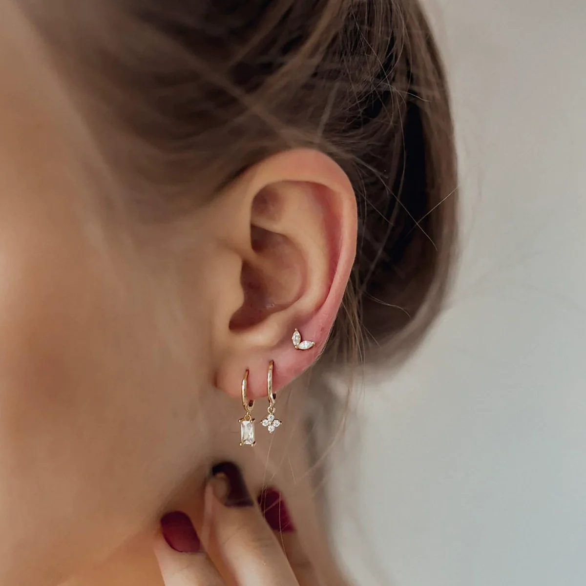 Wholesale Niche Style Copper Earrings With Geometric And Leaf Pattern And Zirconia Design For Women - Image 4