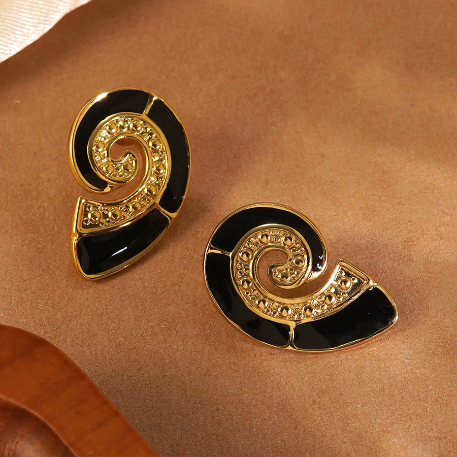 Wholesale Oil Dripping Conch Earrings For Women In Creamy Sweet Girl Style With Animal Zodiac Pattern Made Of 304 Stainless Steel - Image 6