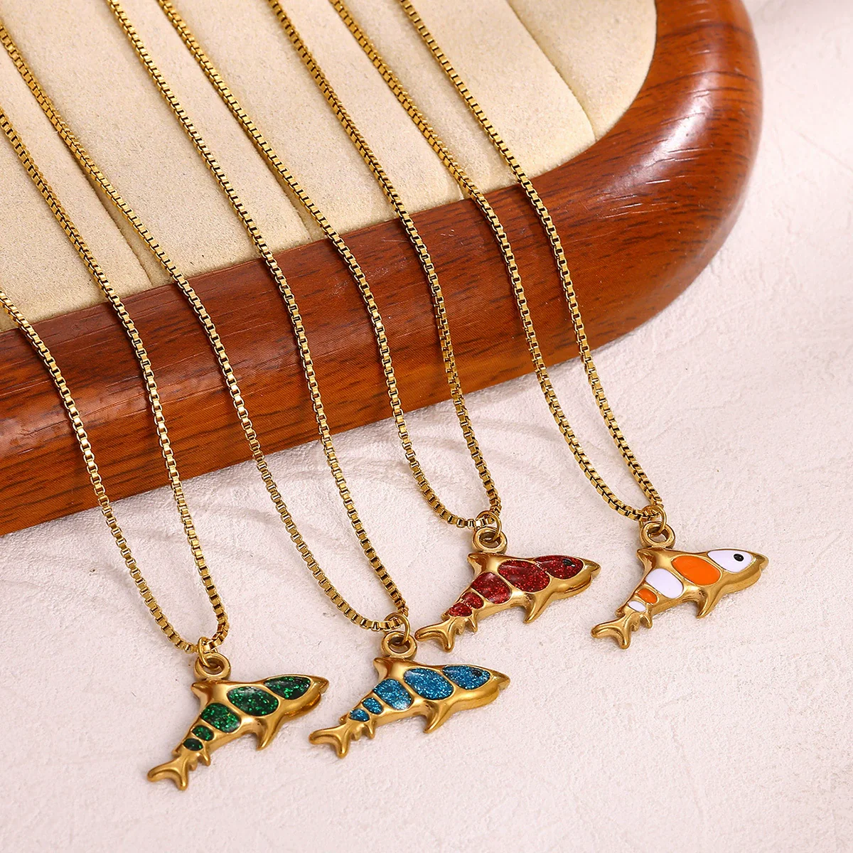 Wholesale Oil Dripping Process Gold Electroplated Stainless Steel Fish Pendant Cross Chain Necklace For Men And Women