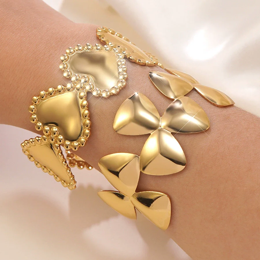Wholesale Open Stainless Steel Geometric Bracelet With Hydraulic Pressure Processing - Image 3