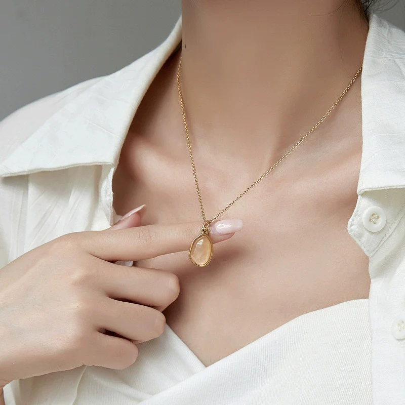 Wholesale Pendant Necklace Clavicle Chain Geometric Fresh Green Dongling Female Titanium Steel 18K Gold Plated - Image 2