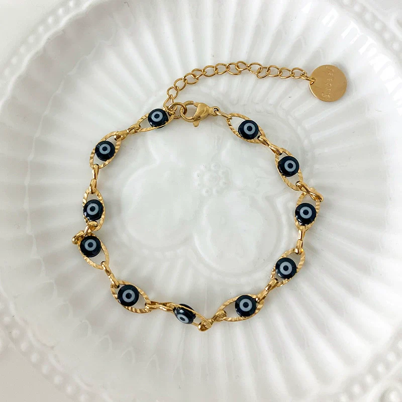 Wholesale Personality Geometric Stainless Steel Goldplated Devil's Eye Bracelet For Women - Image 4