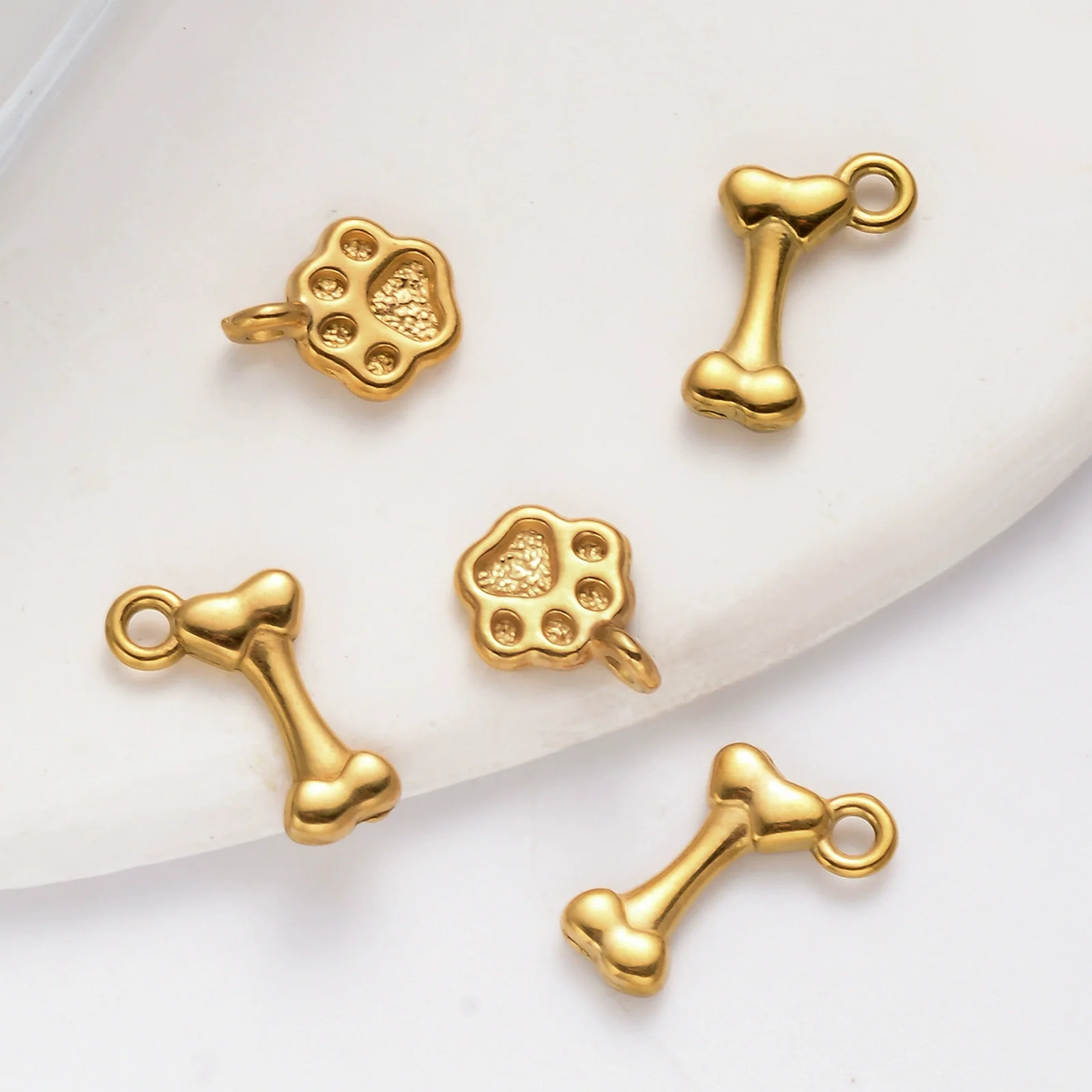 Wholesale Pet Accessories Stainless Steel Cute Cartoon Pet Paw Dog Bone Mini Pendant Necklace With Electroplating - Image 3