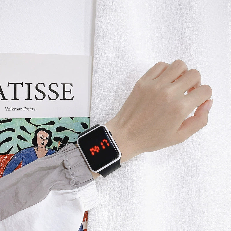 Wholesale Plastic And Silicone Square Led Electronic Digital Display Leisure Sports Watches For Students