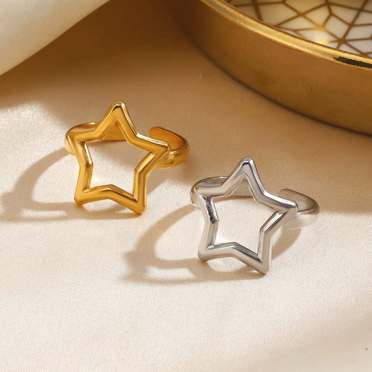 Wholesale Real Gold Electroplated Geometric Star Stainless Steel Ring For Women - Image 2