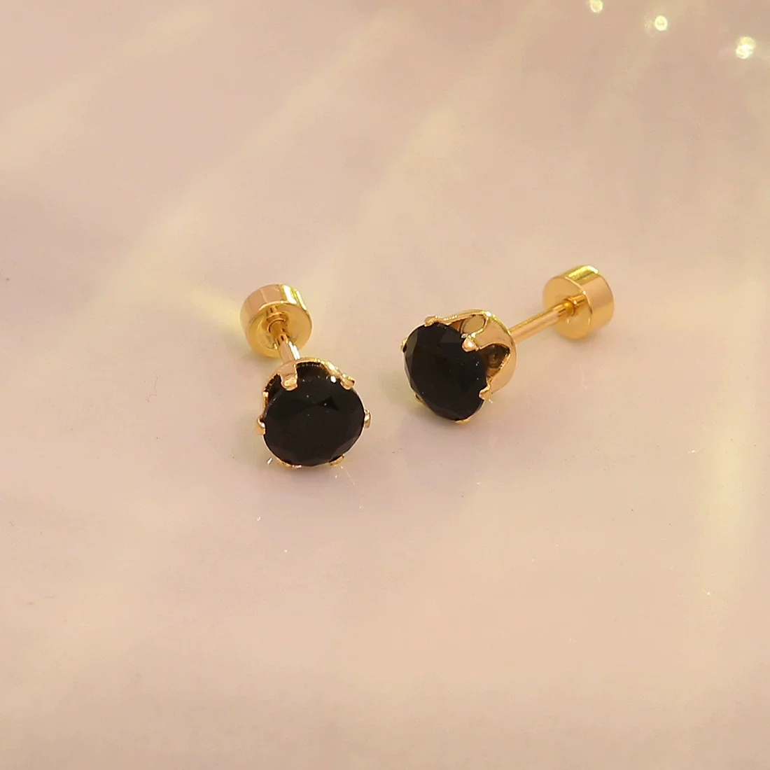 Wholesale Real Gold Plated Titanium Steel And Stainless Steel Sixclaw Colorful Zircon Earrings For Men And Women With Geometric Casual Style - Image 8