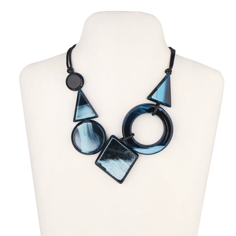 Wholesale Resin Acrylic Pendant Necklace With Leather Rope Chain Geometric Style For Women - Image 4