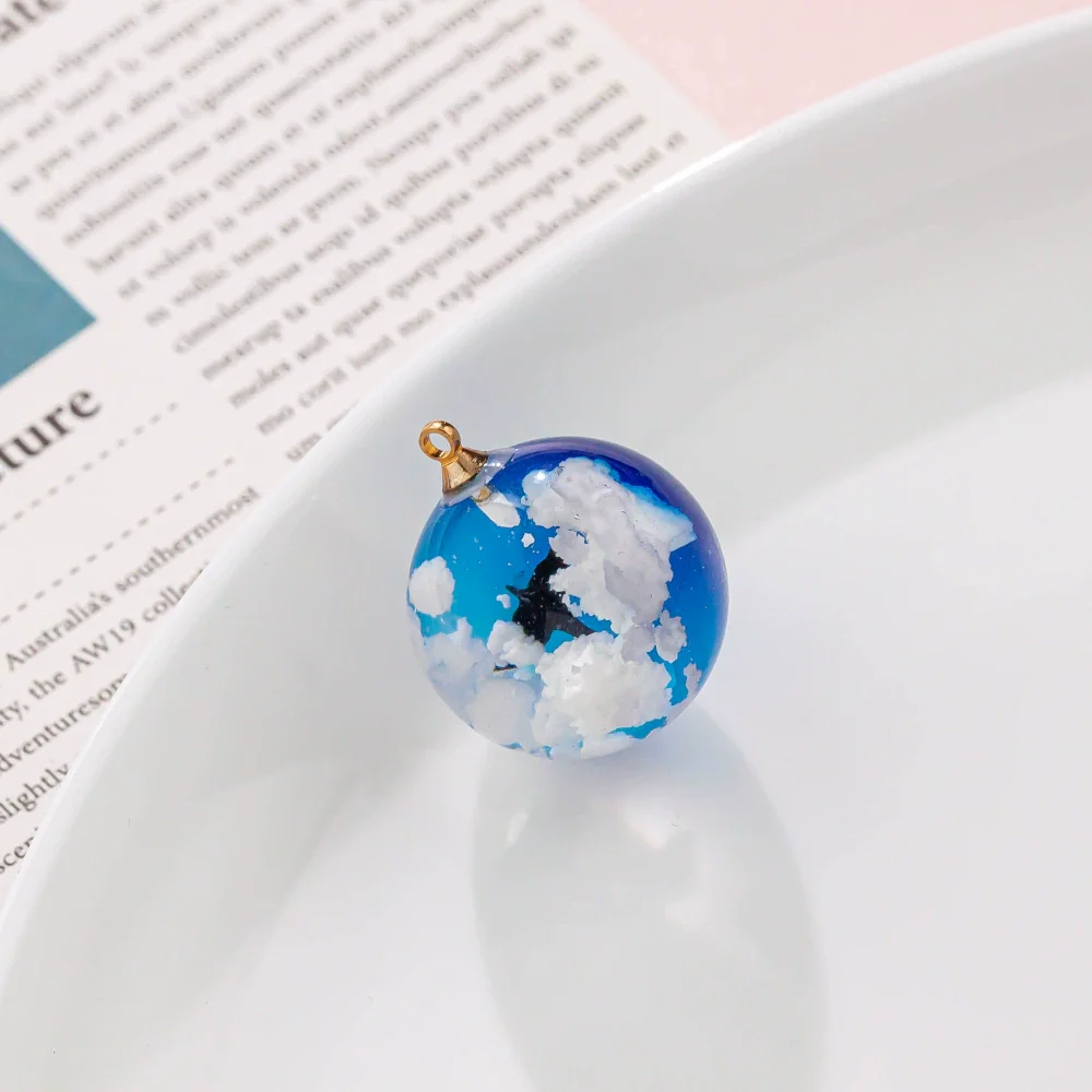 Wholesale Resin And Plastic Natural Style Luminous Blue Sky White Cloud Big Goose Epoxy Necklace Pendant Jewelry - Image 11