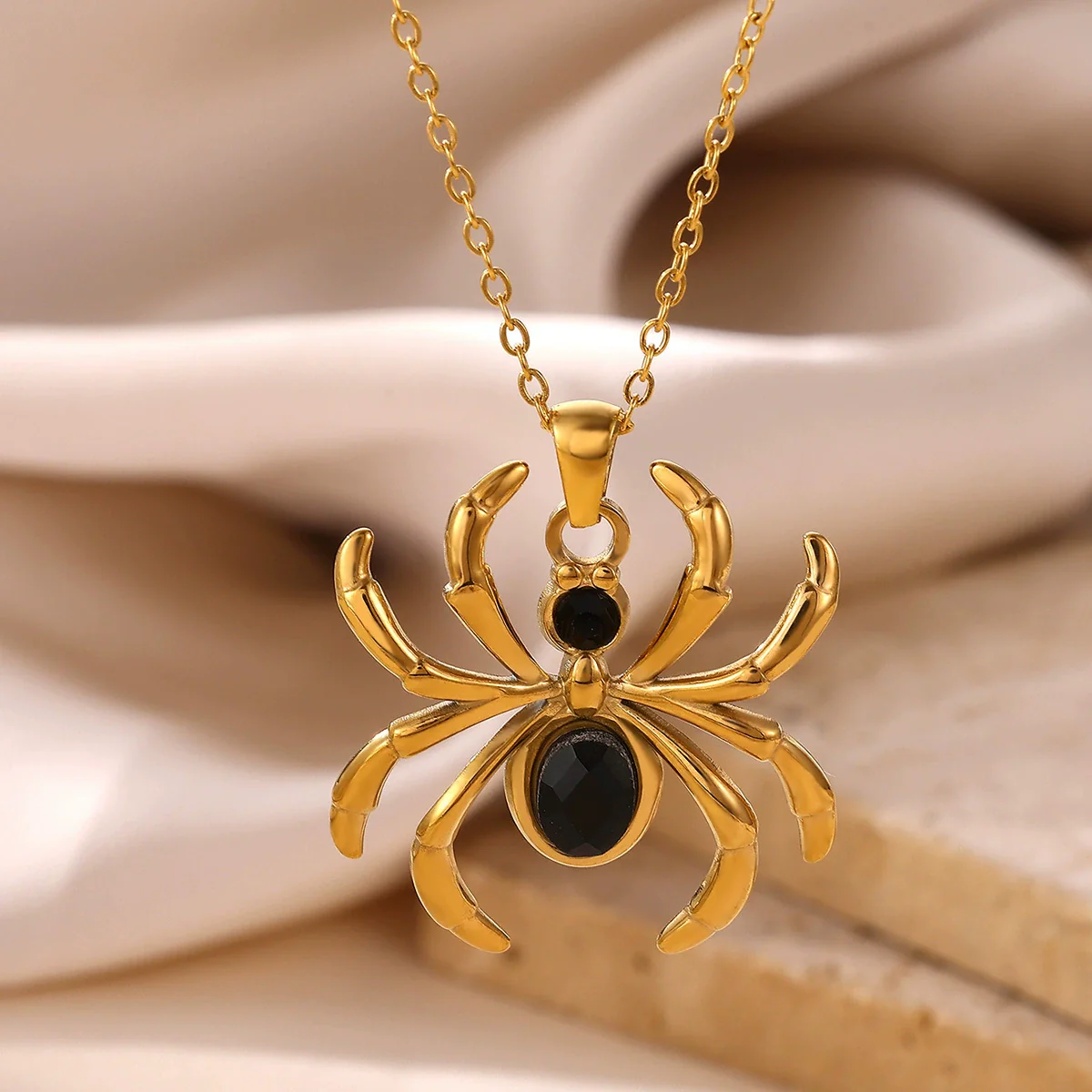 Wholesale Retro Dark Gothic Style Spider Stainless Steel Electroplated Pendant Necklace Unisex - Image 2