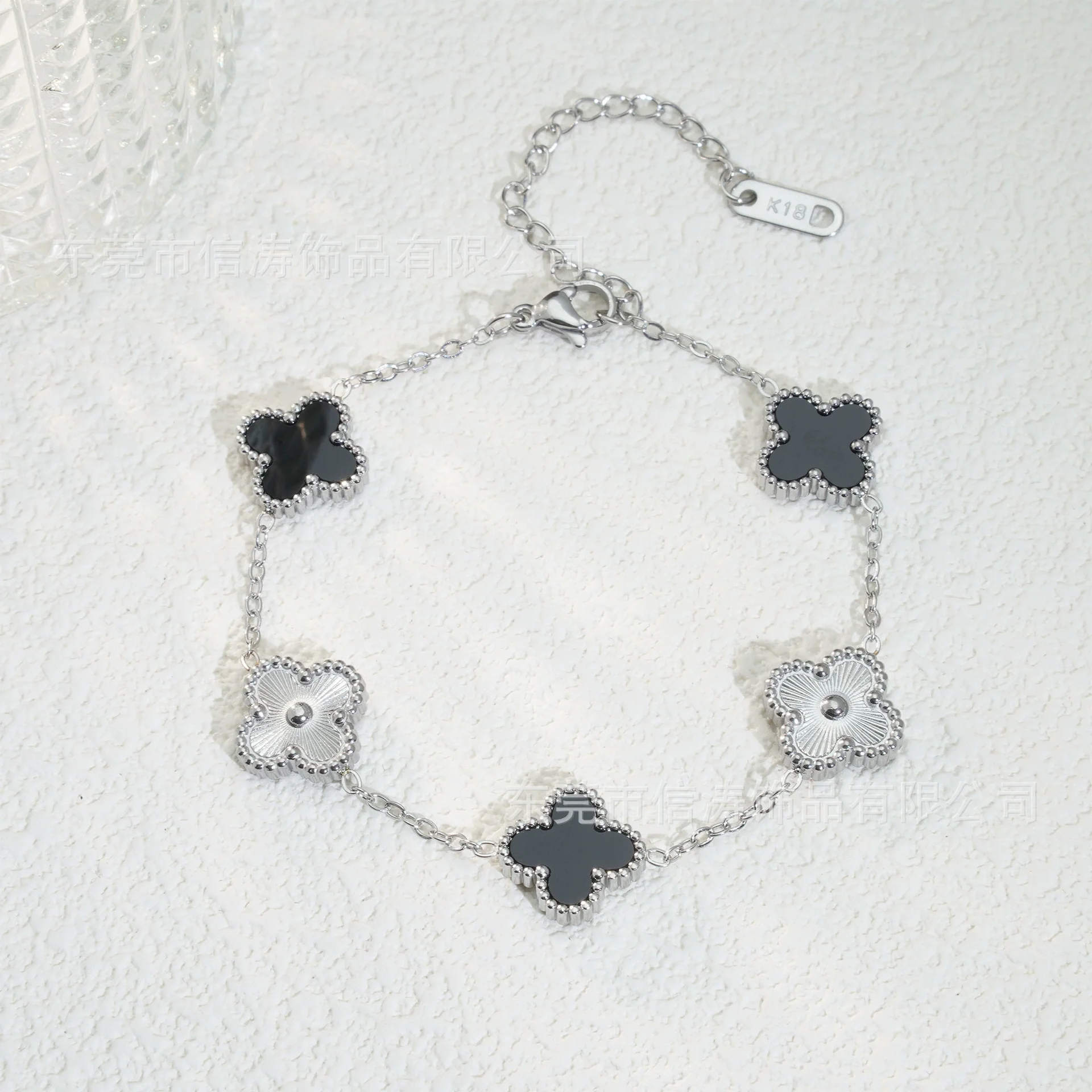 Wholesale Retro Floral Stainless Steel 18K Gold Plated Lucky Clover Bracelet For Men And Women - Image 16